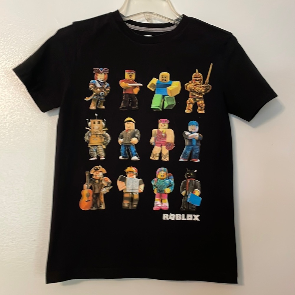 Old  Navy Kids Roblox      T-Shirt.